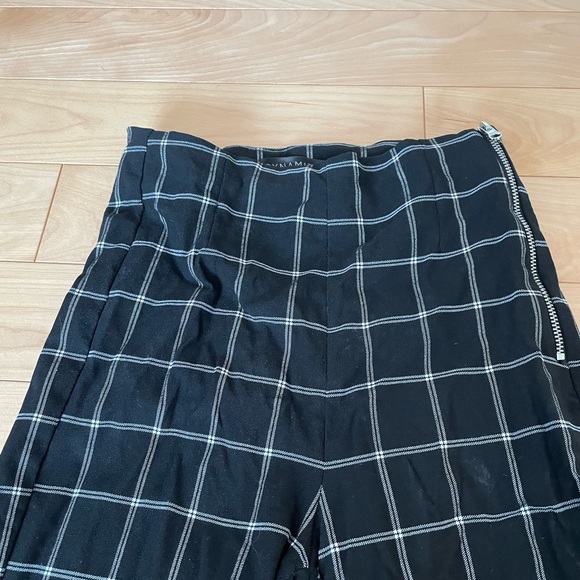 Pants - Picture 4 of 4